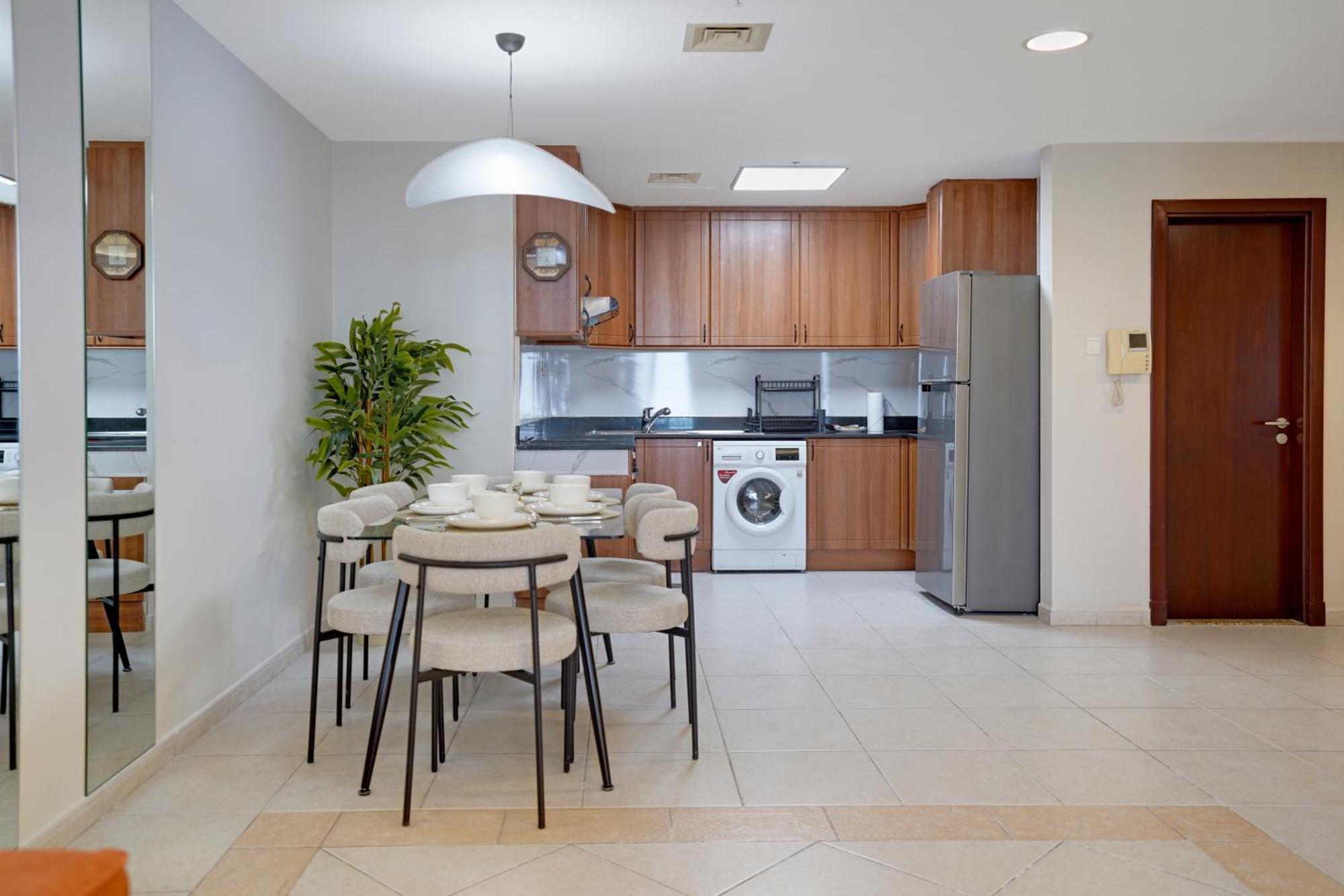 28- Cozy 2br In Marina - Ideal For Family And Long Dubai