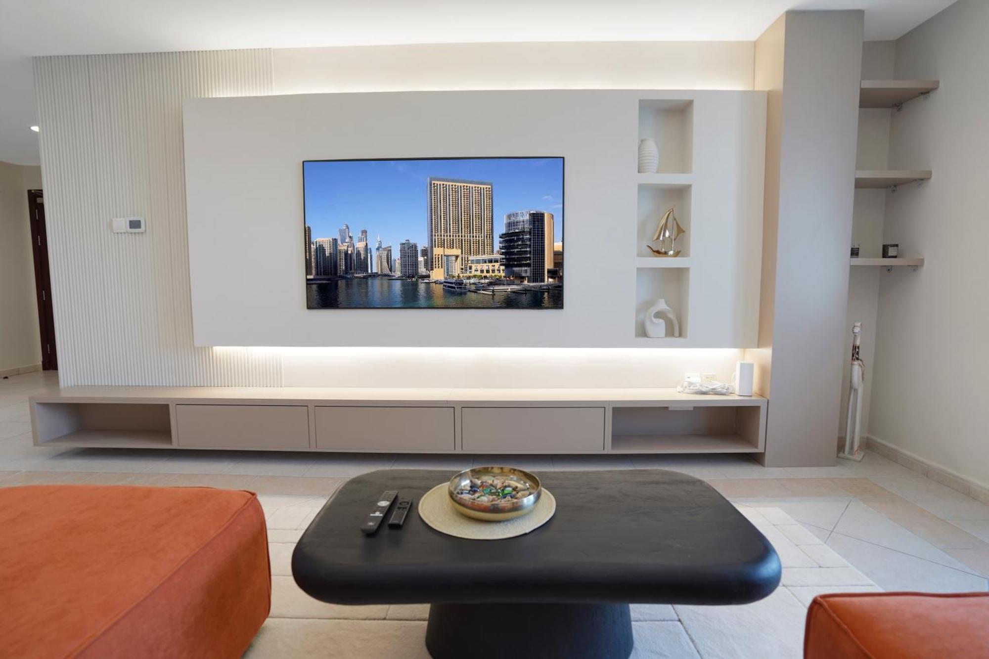 28- Cozy 2br In Marina - Ideal For Family And Long Apartment Dubai